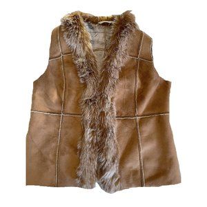 NEW Orvis Womens Plush Faux Shearling Suede Vest!  Medium  Brown  Faux Fox Trim